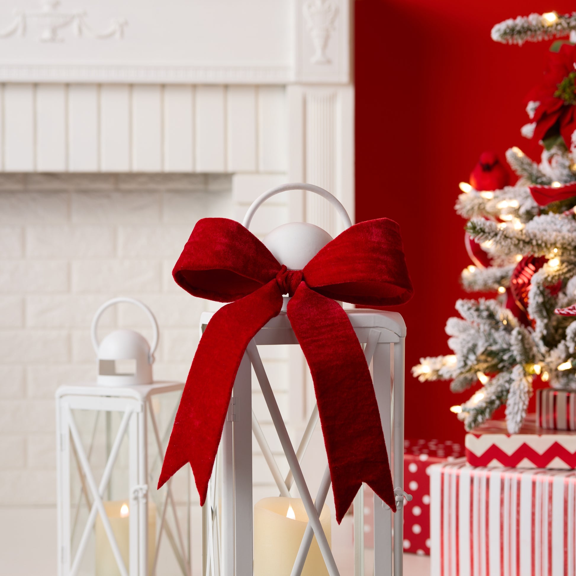 Red wired holiday bow set of two (16.5″ tall) – perfect for wreaths, garlands & festive décor | RRO Home
